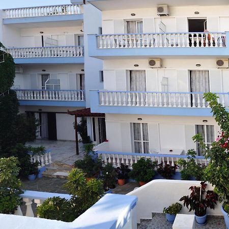 Ilias Studios - Rooms Patitírion Eksteriør billede